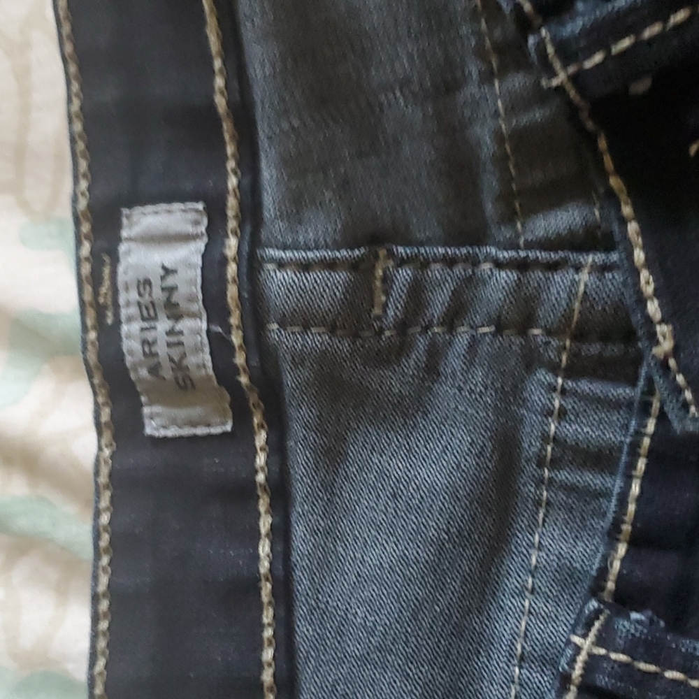 Jeans - Picture 2 of 4